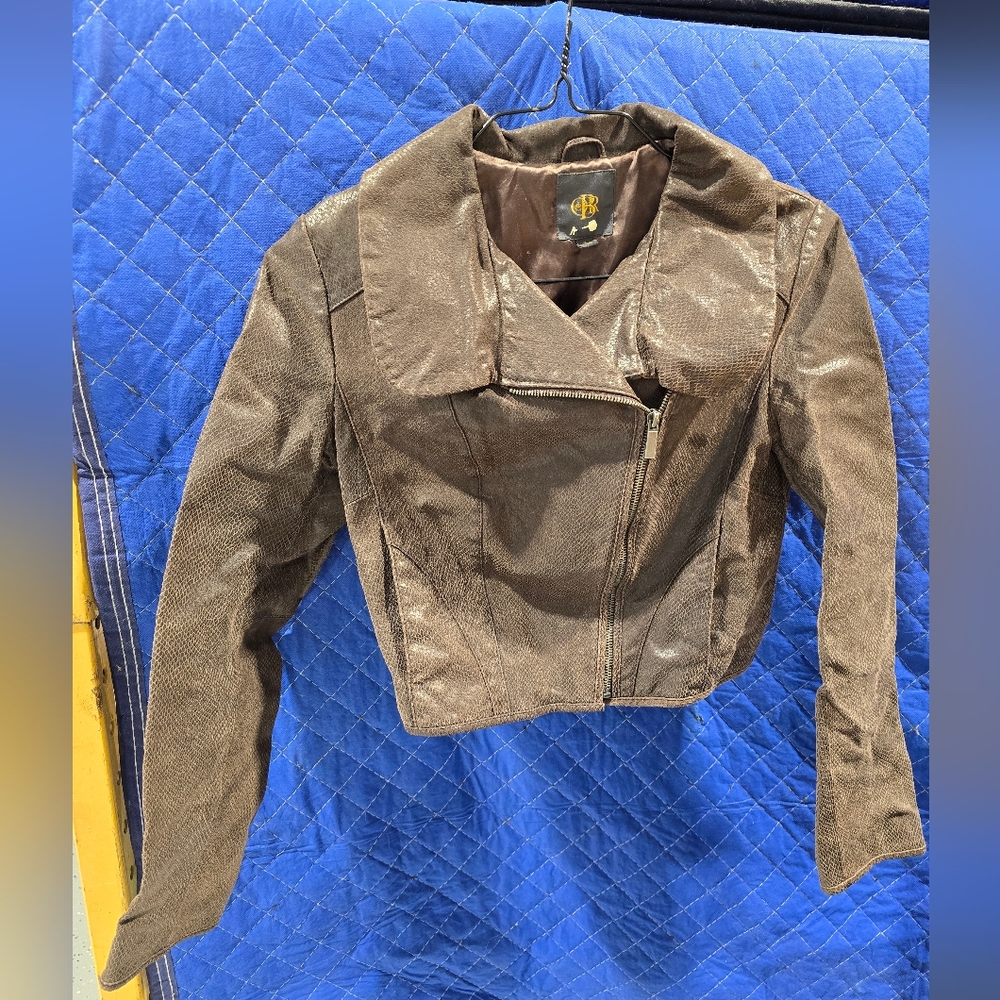 Brown Cropped Jacket - image 1
